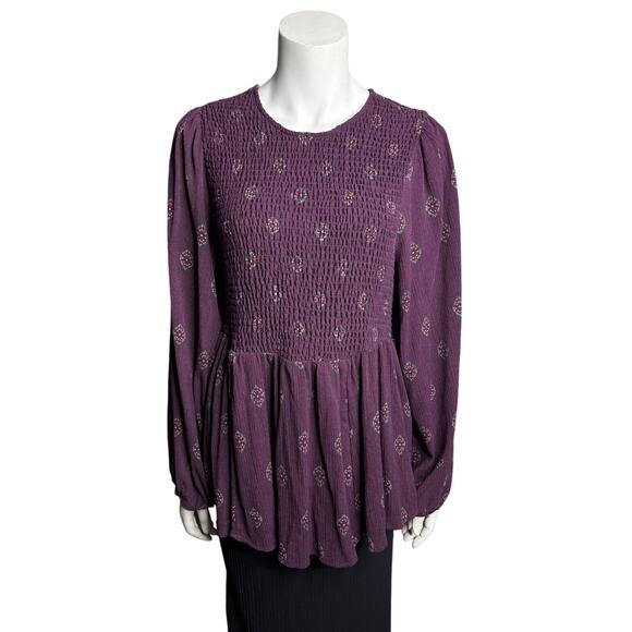 Torrid Top Women's 1 Peplum Crinkle Gauze Smocked Top Medallion Purple Print - Picture 1 of 6